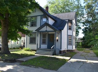 214 W 13th St, Holland, MI