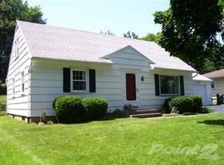 43 Sandalwood Dr, Rochester, NY 14616