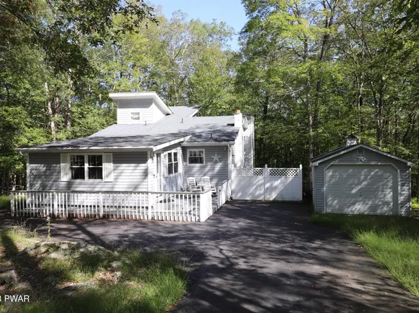 159 Lamplighter Ln, Lackawaxen, PA 18435