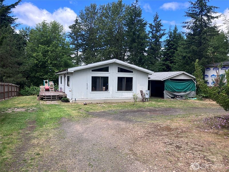 3rd image of 1710 E Trails End