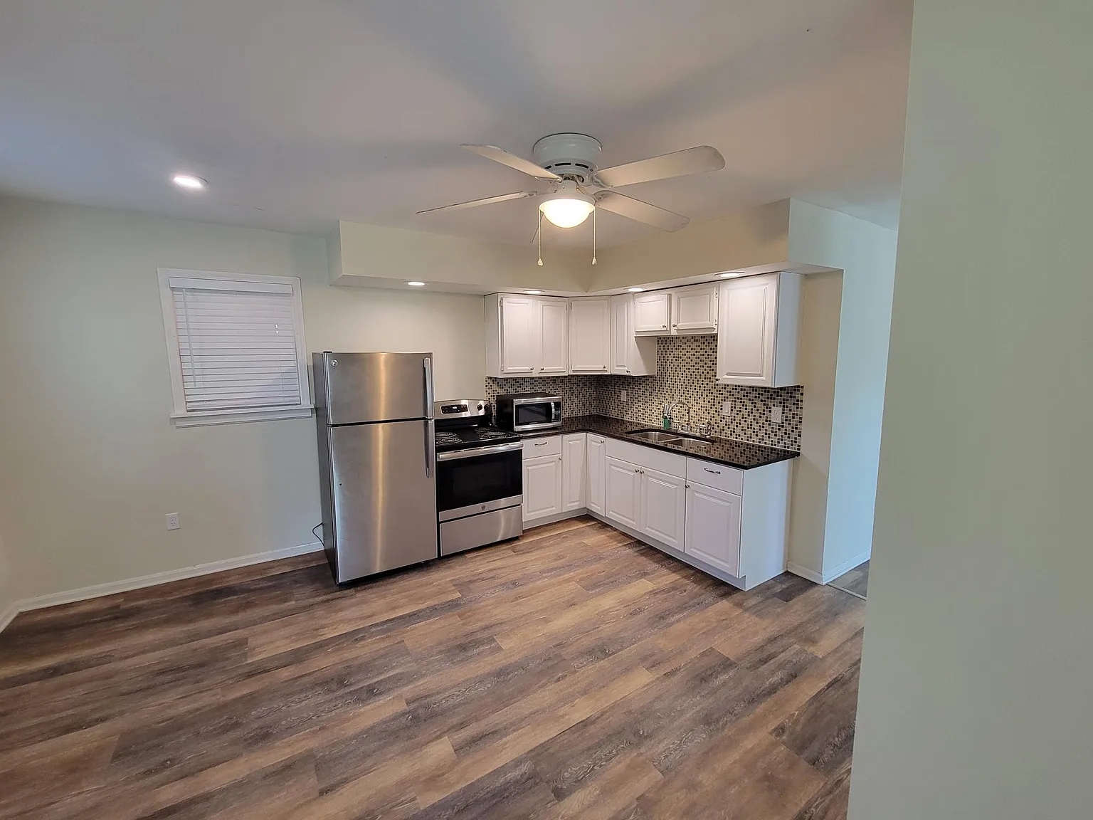 3416 Hancock Ave photo 1