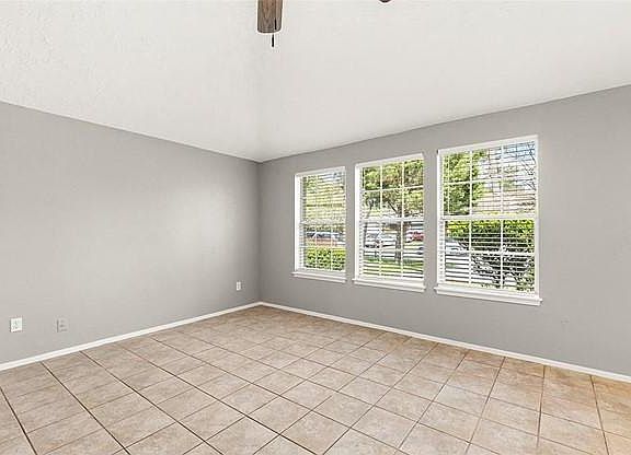 3rd image of 5406 Rivergate Dr