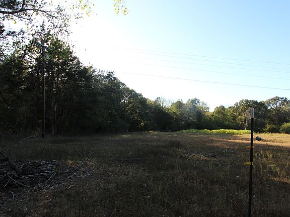 Portion in city limits - app
x 27 acres