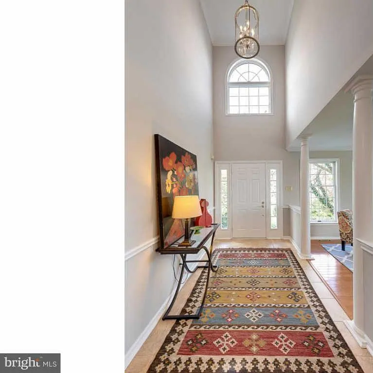 4 bed, 3.5 bath, 3000 sqft, $3,200 — Photo 2