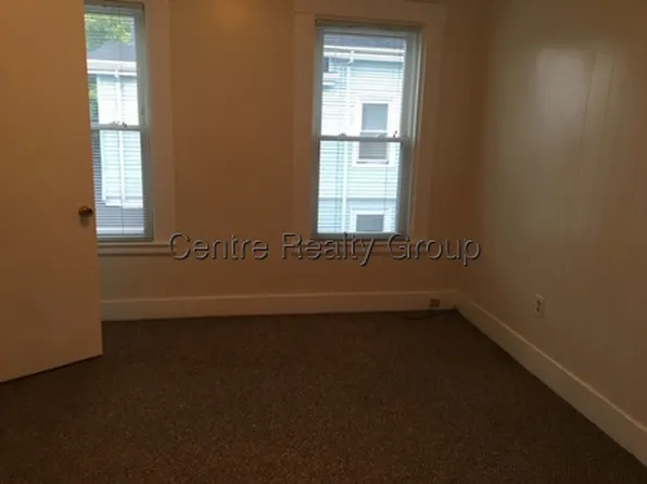 18 Gorham St Floor 2, Waltham, MA 02453