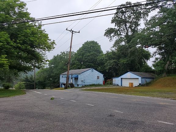 4th image of 2619 Reiter Rd