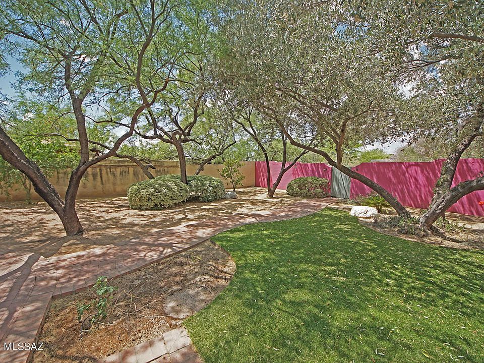 1st image of 2723 E Drachman St