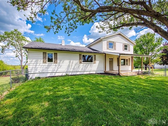 3rd image of 5386 Mosiman Rd