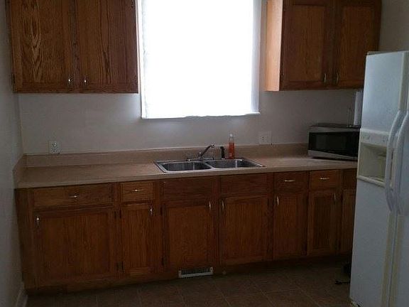 4629703_7B512B896E045DE6341B0D8EC02328C7