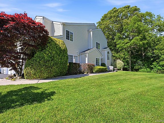 5th image of 129 Farm House Court #129