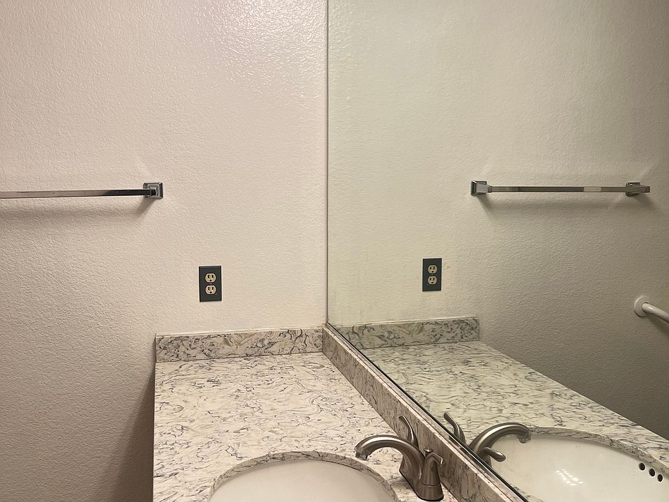 1st image of 39620 Ramshorn Dr