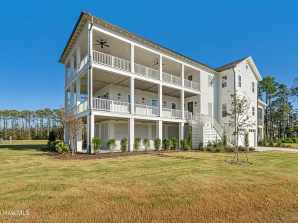 503 Swan Court, Beaufort, NC 28516