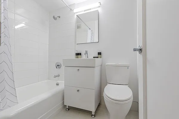 Rented by The Blueground | media 85