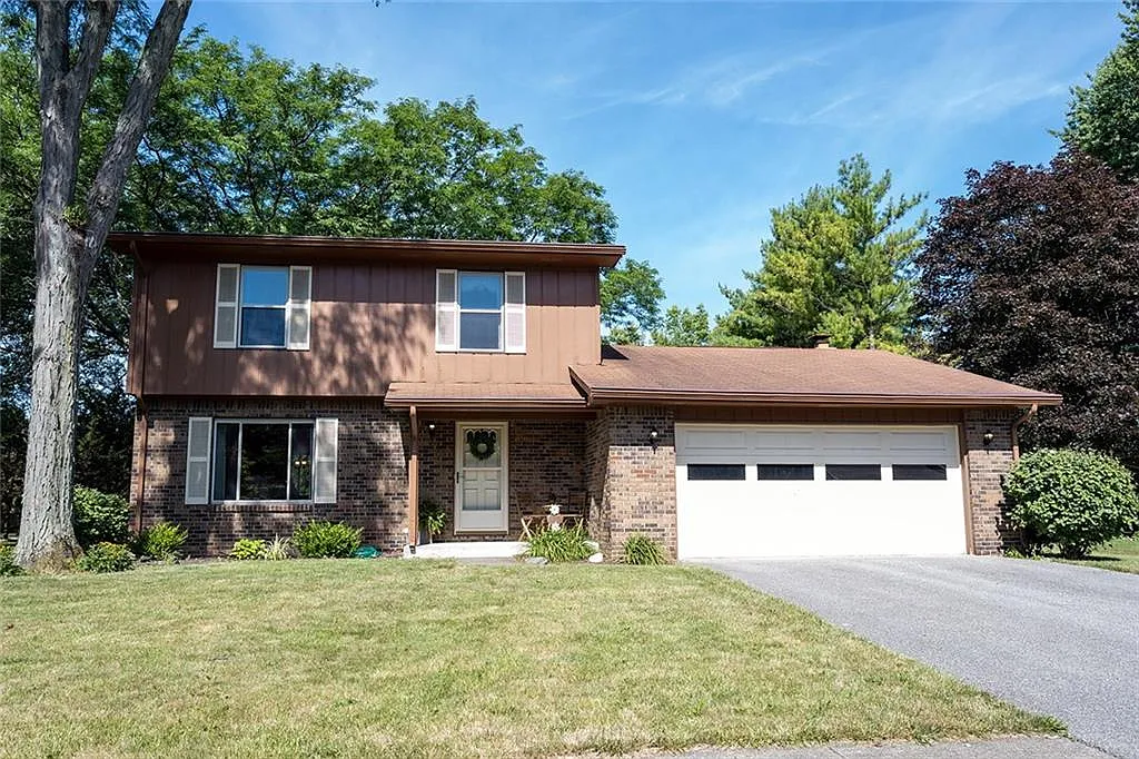 8828 Powderhorn Ln photo 1