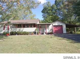 14 Maple Dr, Caseyville, IL