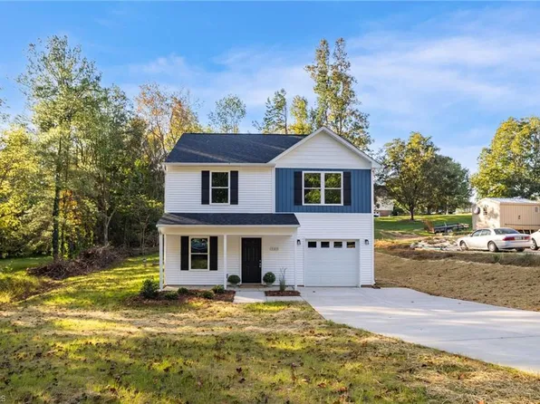 169 Reuter Way, Winston Salem, NC 27127