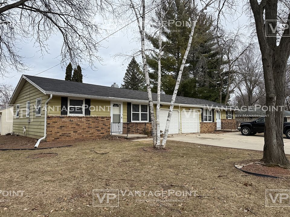 1st image of 2490 Oakwood Dr