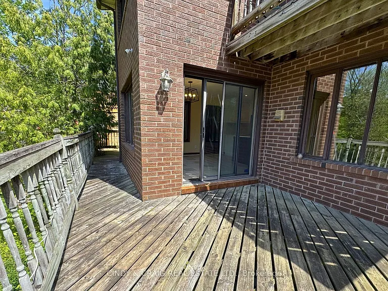 1426 Highbush Trl — Photo 12