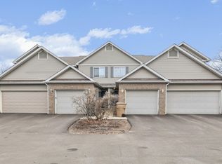 1321 Glacier Hill Dr APT 2, Madison, WI 53704