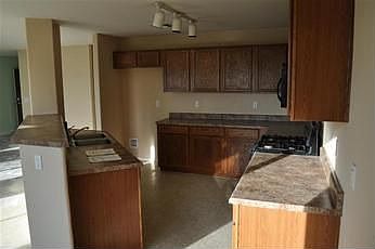 5th image of 18455 S Berrybrooke Pl