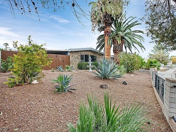 2nd image of 3519 Montego Dr