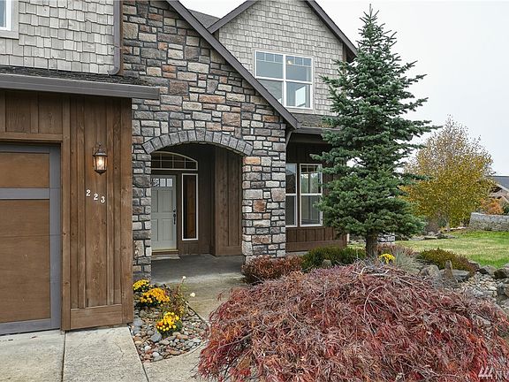 2nd image of 223 Silver Shores Dr