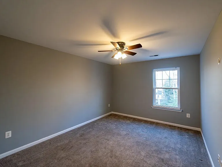 43 Wiltshire Dr — Photo 22