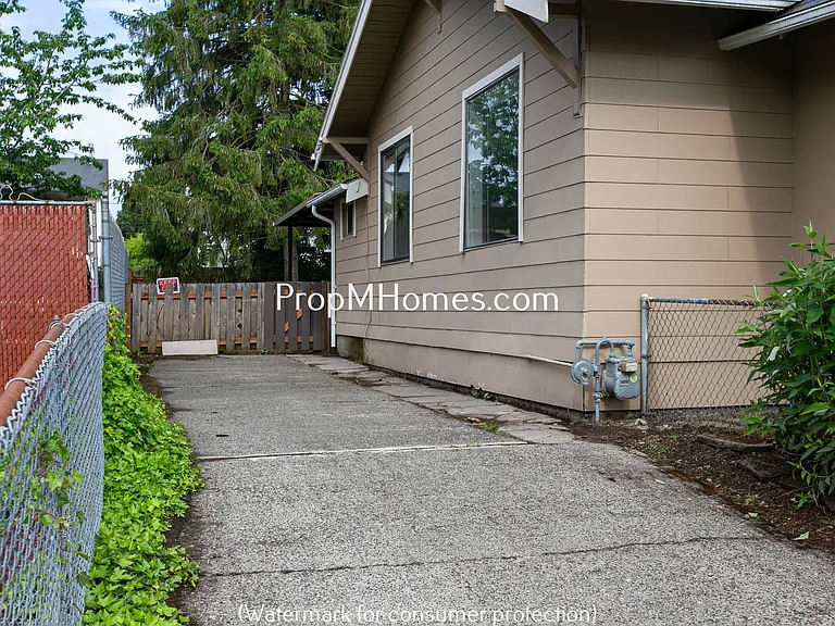 6721 SE 84th Ave — Photo 21