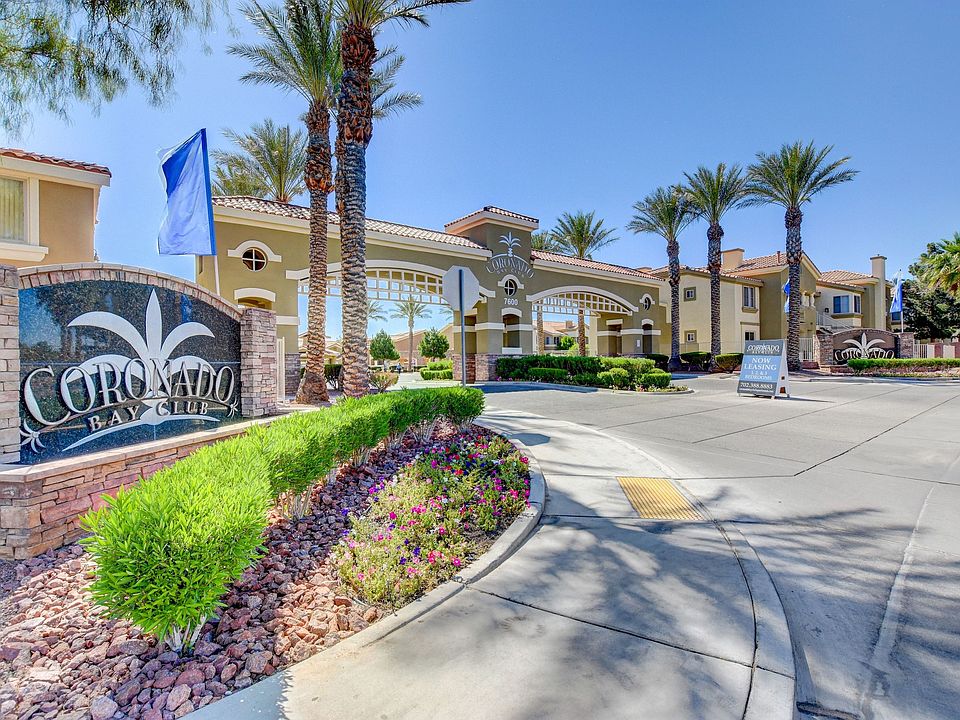 Coronado Bay Club - Entrance