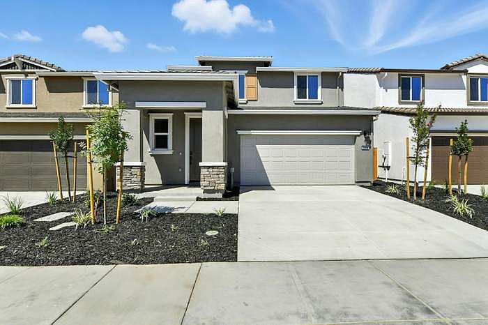 1st image of 5245 Senesta Cir