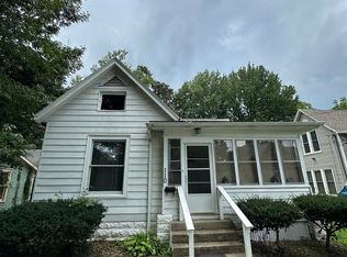 110 S Forest Ave, Carbondale, IL 62901