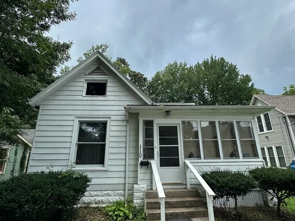 110 S Forest Ave, Carbondale, IL 62901