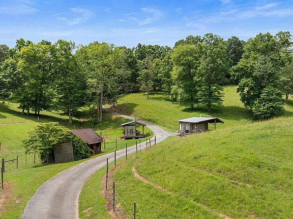 36th image of 102 Cross Creek Ln