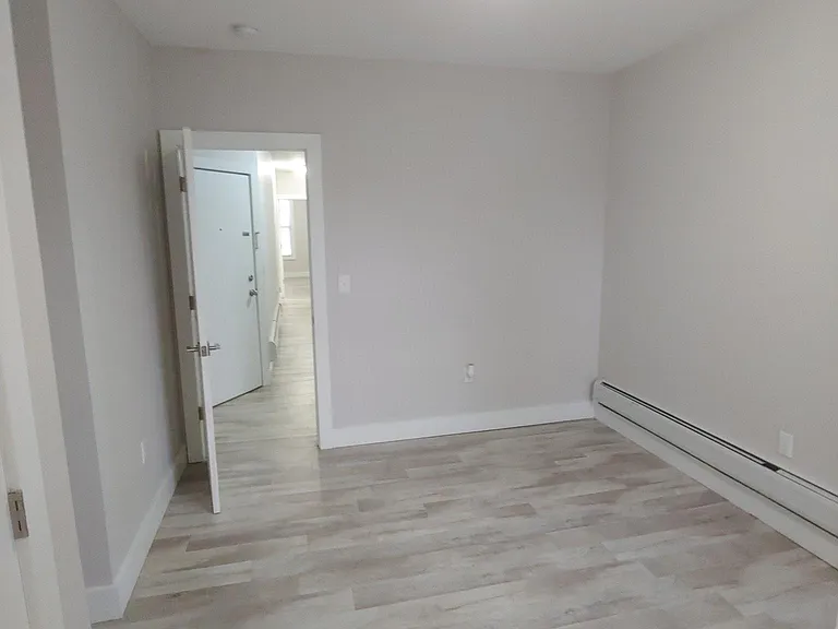 207 Webster Ave #2A — Photo 11