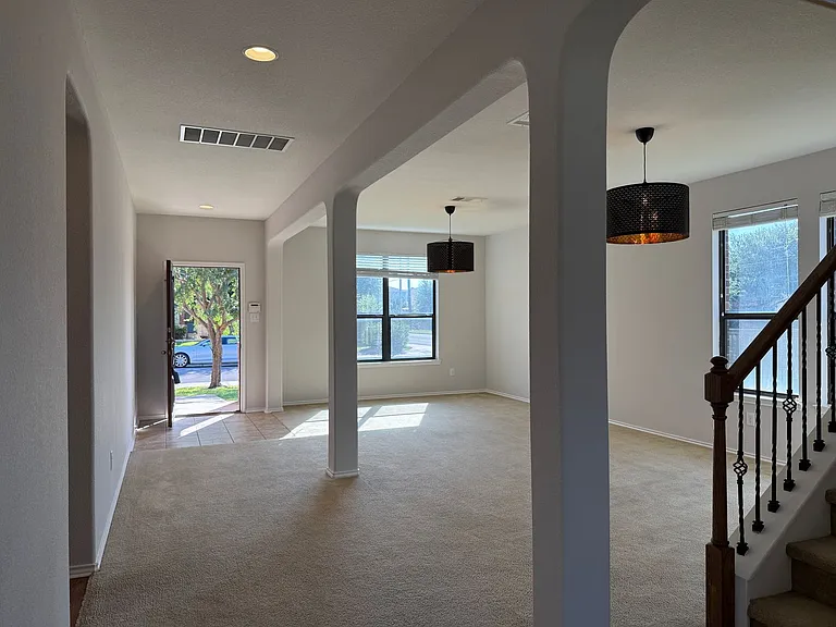 2250 Howry Dr — Photo 7