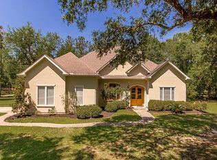 42277 Autumn Dr, Hammond, LA 70403