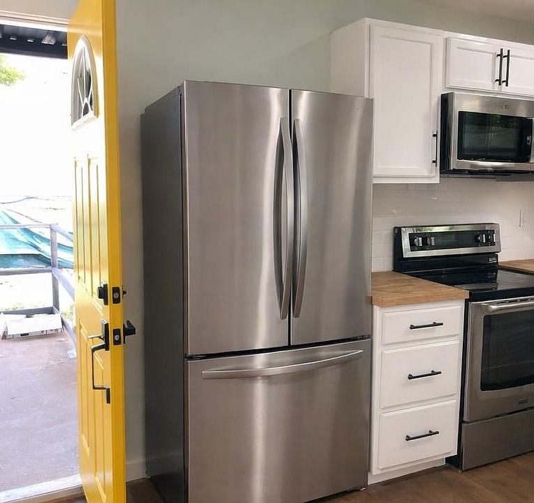 1st image of 2400 W 9th St