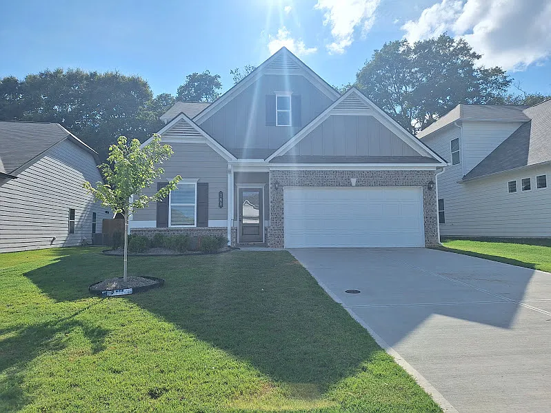 A29 160 Marion Dr - 160 Marion — Photo 4