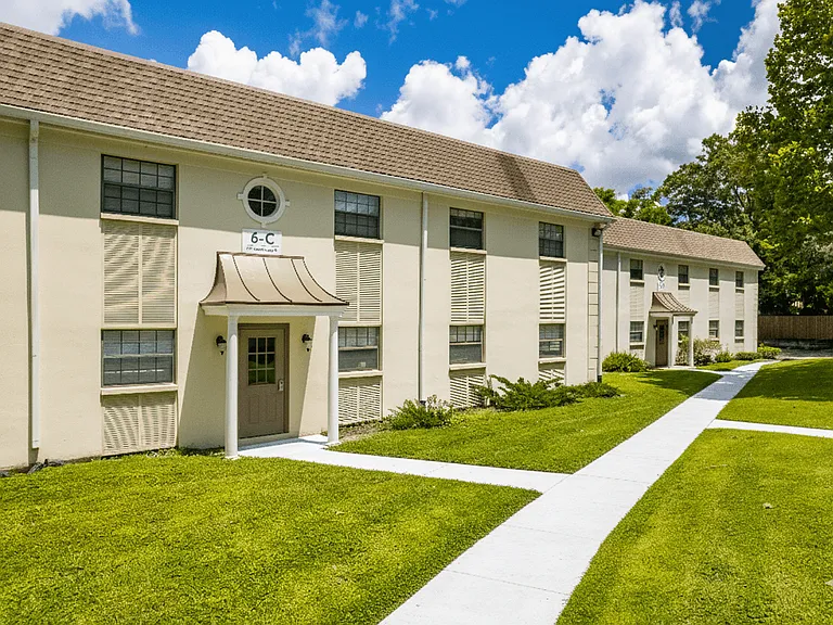 The Flats at Seminole Heights — Photo 40