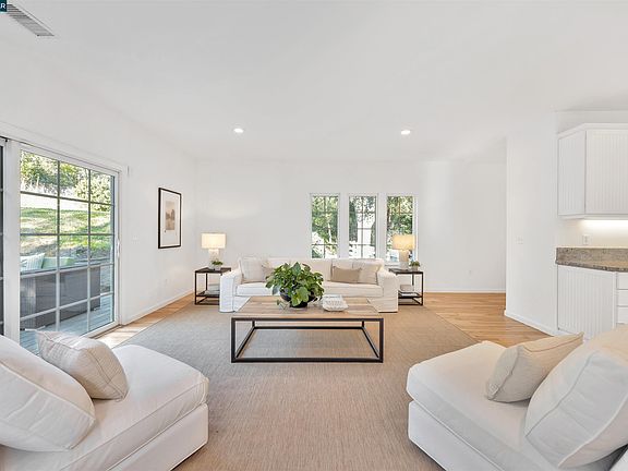 4th image of 1847 Reliez Valley Rd