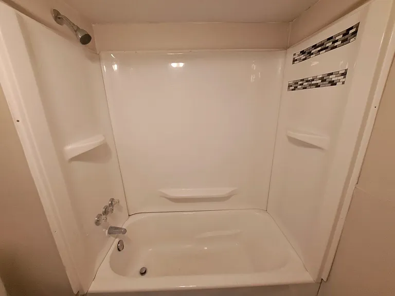 2821 Hillcrest Ave #11 — Photo 15