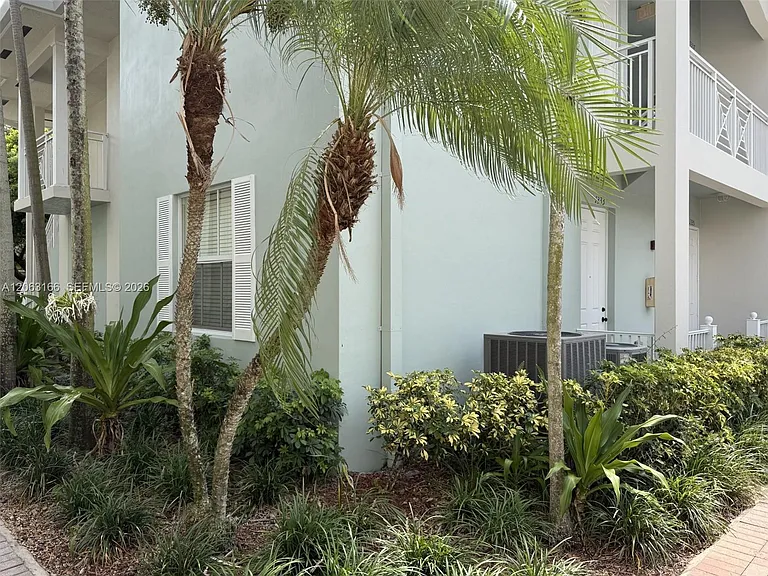1333 SW 4th Ct #1333 — Photo 18