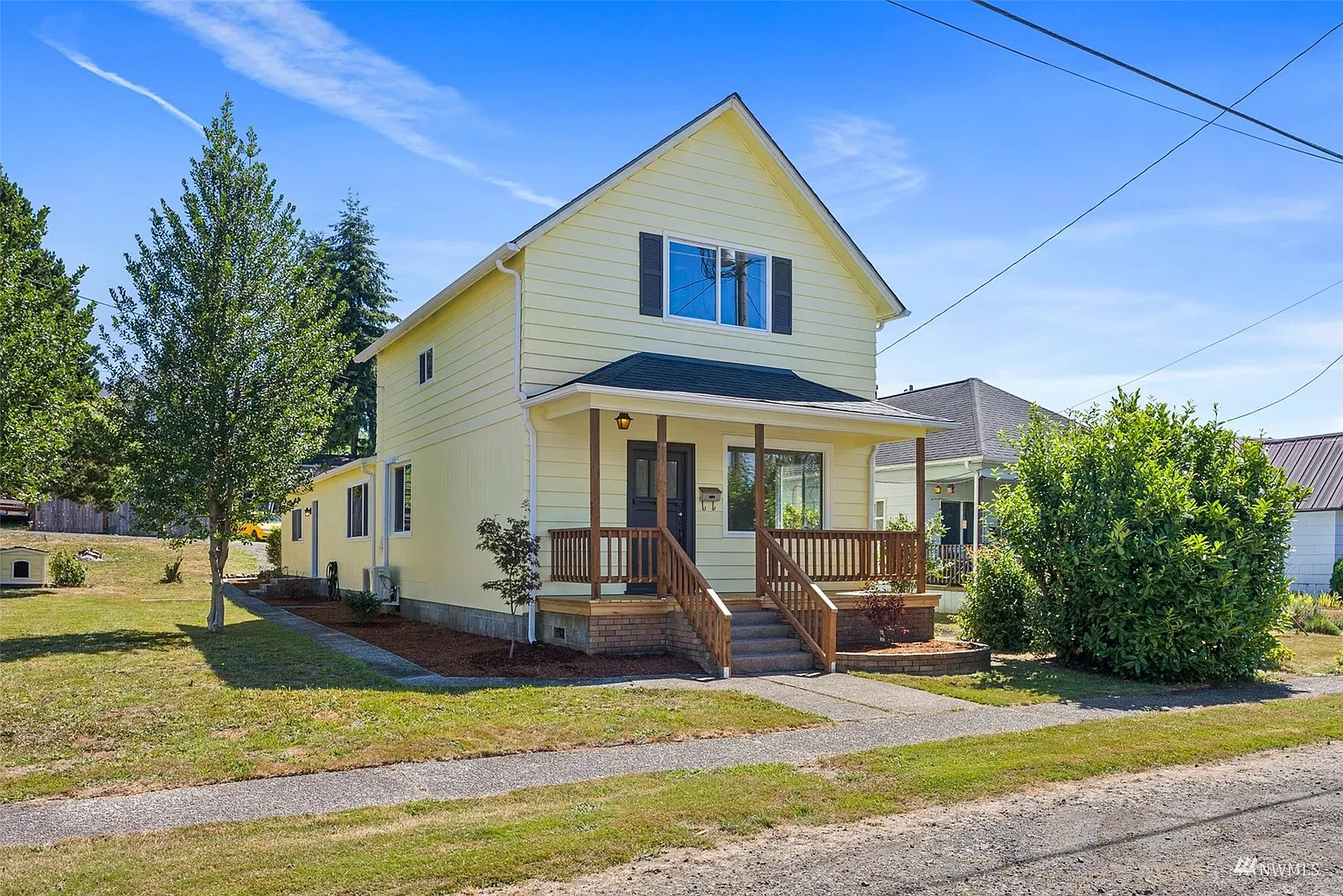 1219 Larch Street photo 1