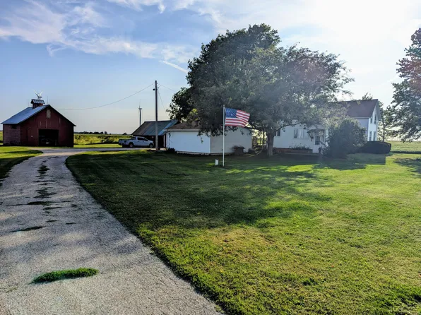 15303 Us Highway 34, Altona, IL 61414