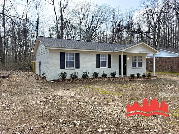 4th image of 3627 Royal Wood Dr