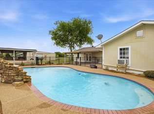 12384 County Road 800, Nevada, TX 75173
