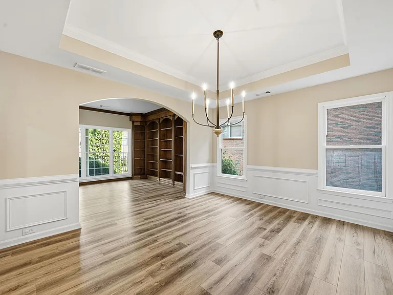 174 Ennisbrook Dr SE — Photo 11