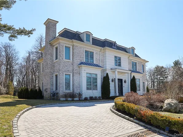 19 Gilbert Road, Great Neck, NY 11024