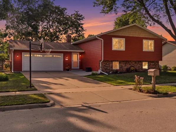 1211 Oak AVENUE N N, Onalaska, WI 54650