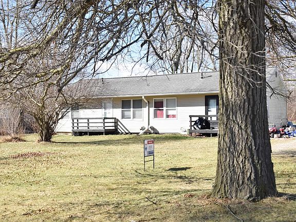 2nd image of 20150 Sherwood Rd